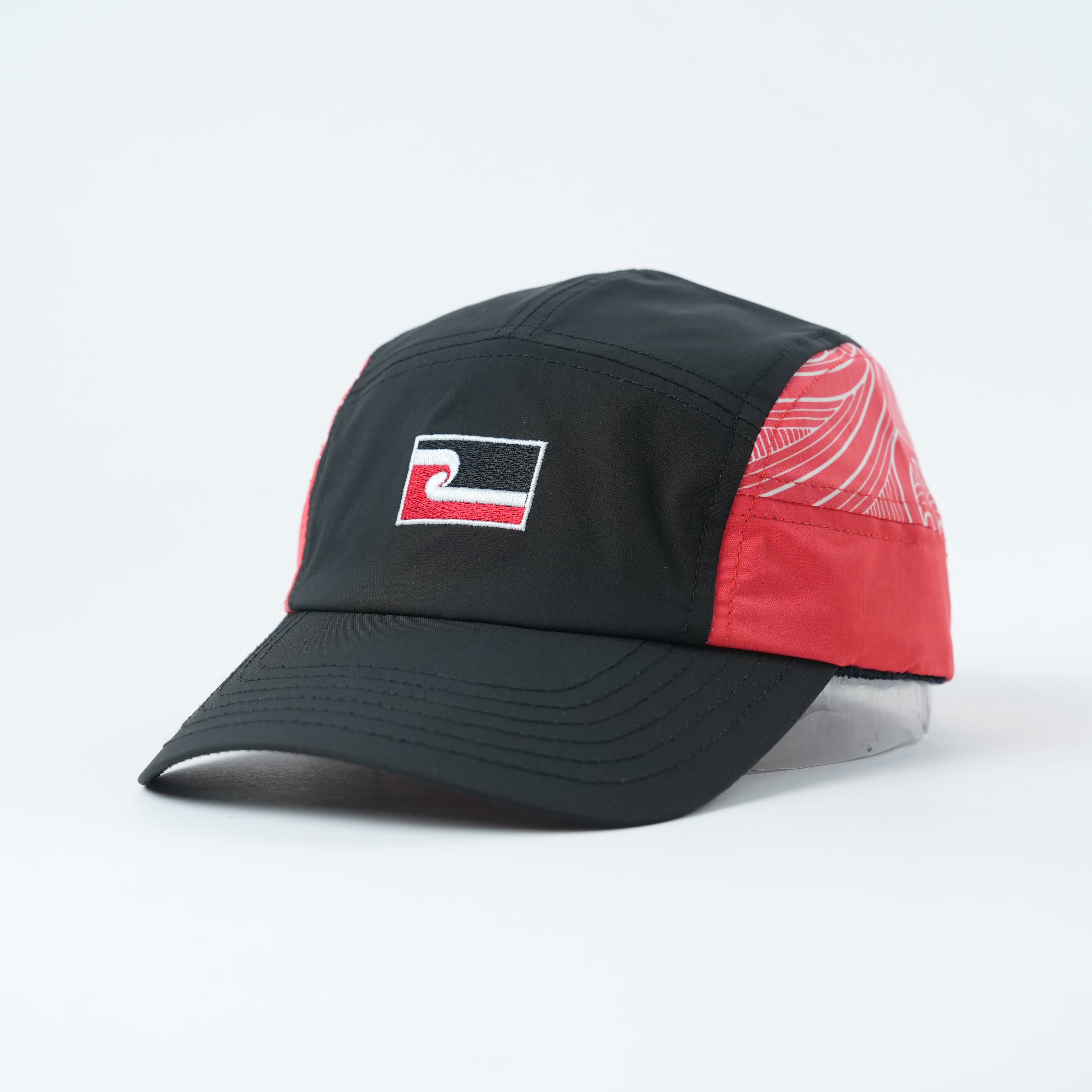 Māori Classic Sports Lid - Red Edition