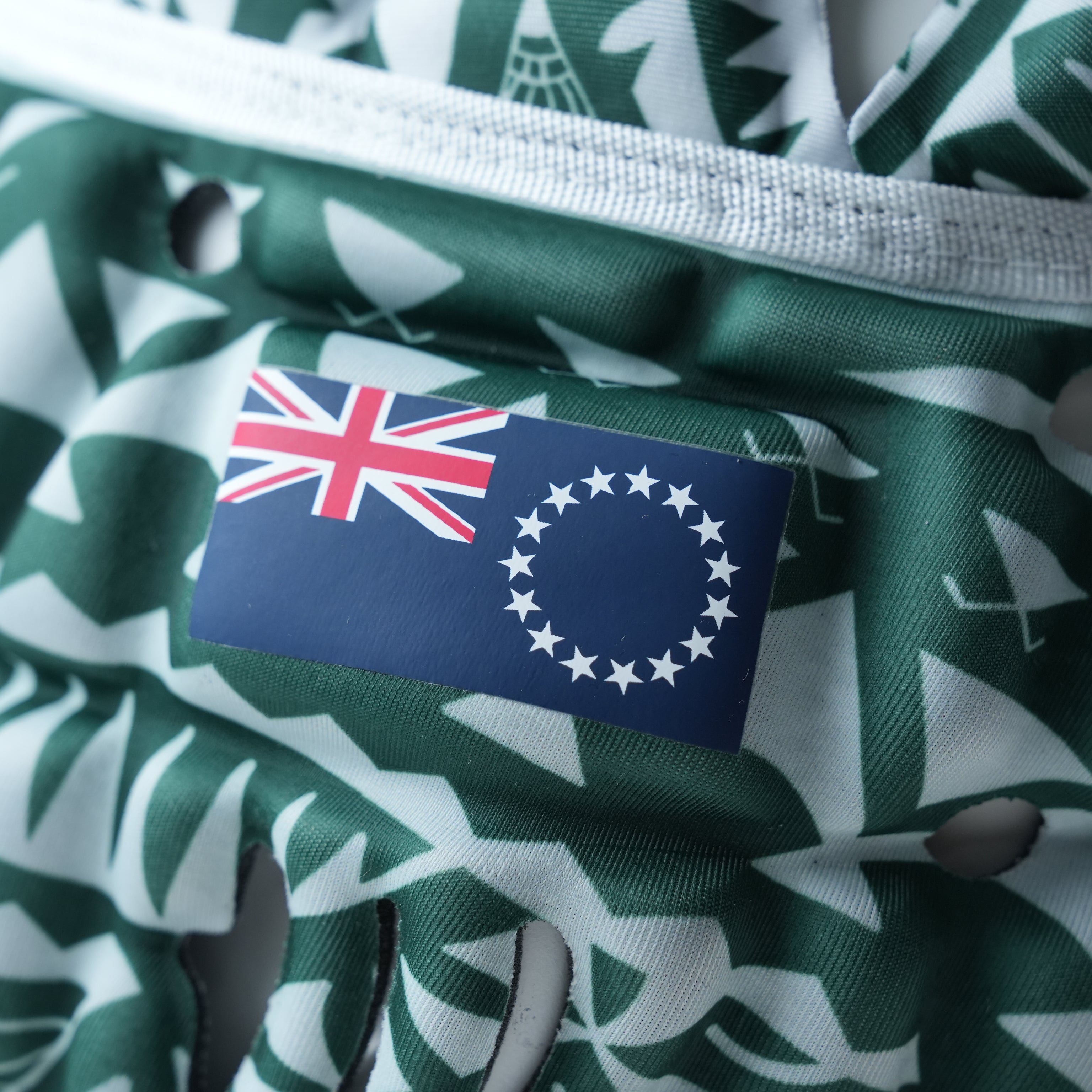 Cook Islands Classic Headguard Lid