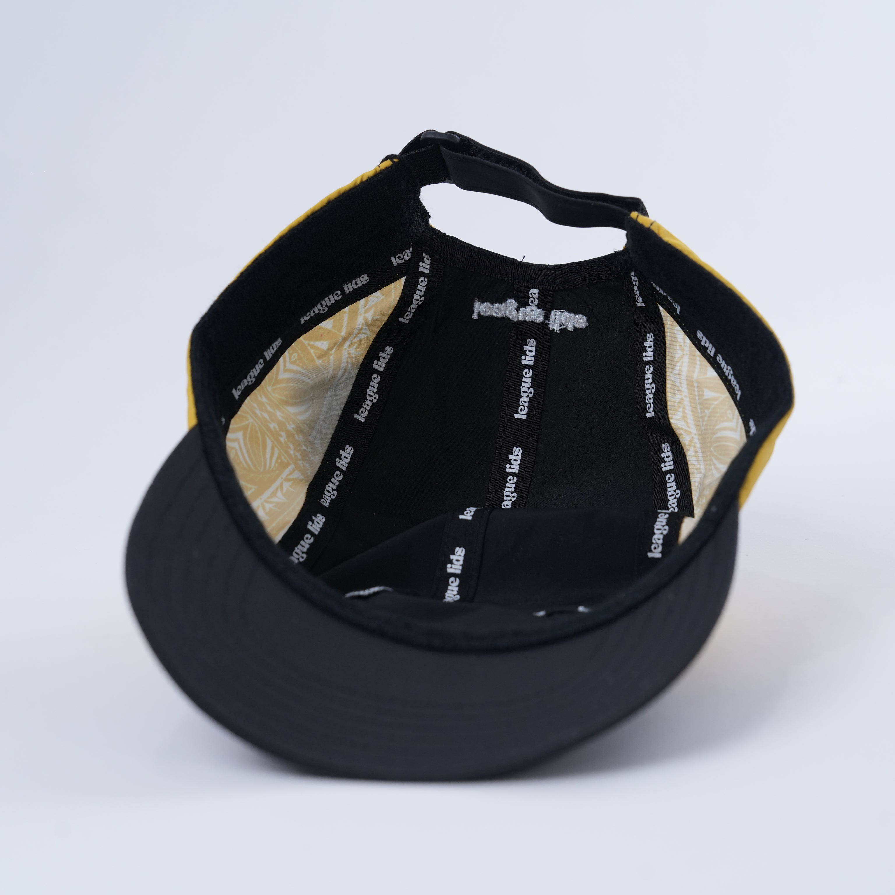 Niue Classic Sports Lid