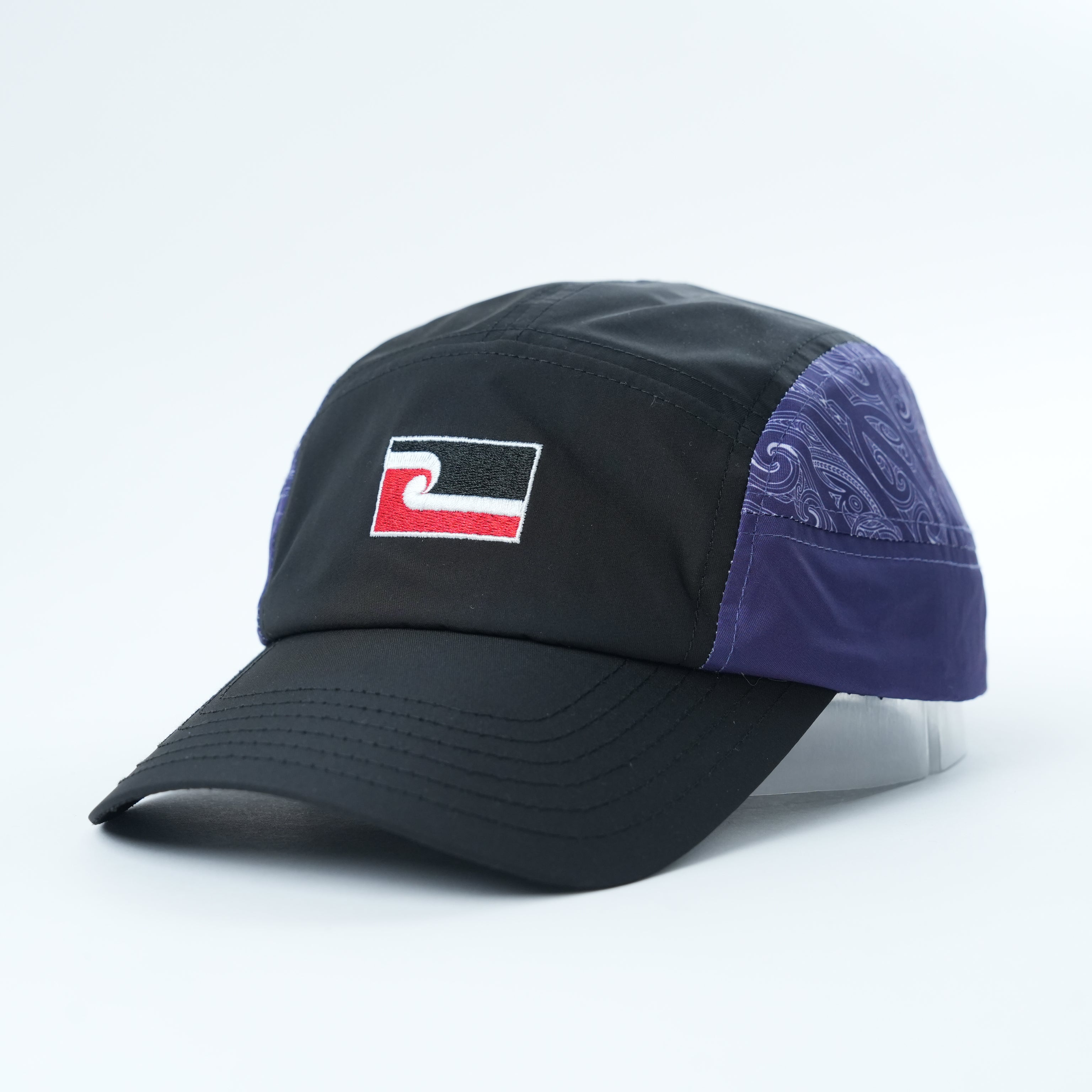 Māori Classic Sports Lid - Purple Edition