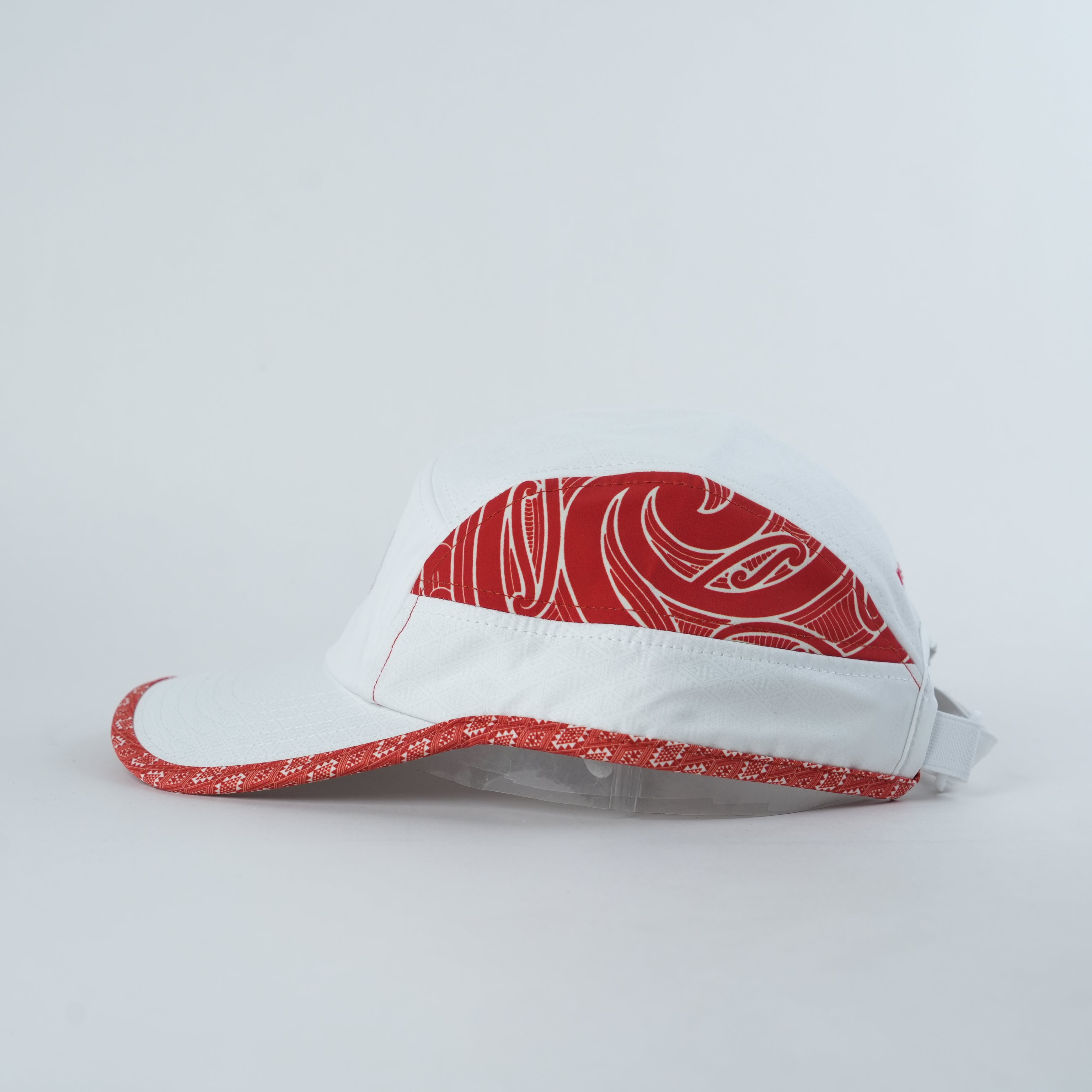 Māori Pro Sports Lid - White Edition
