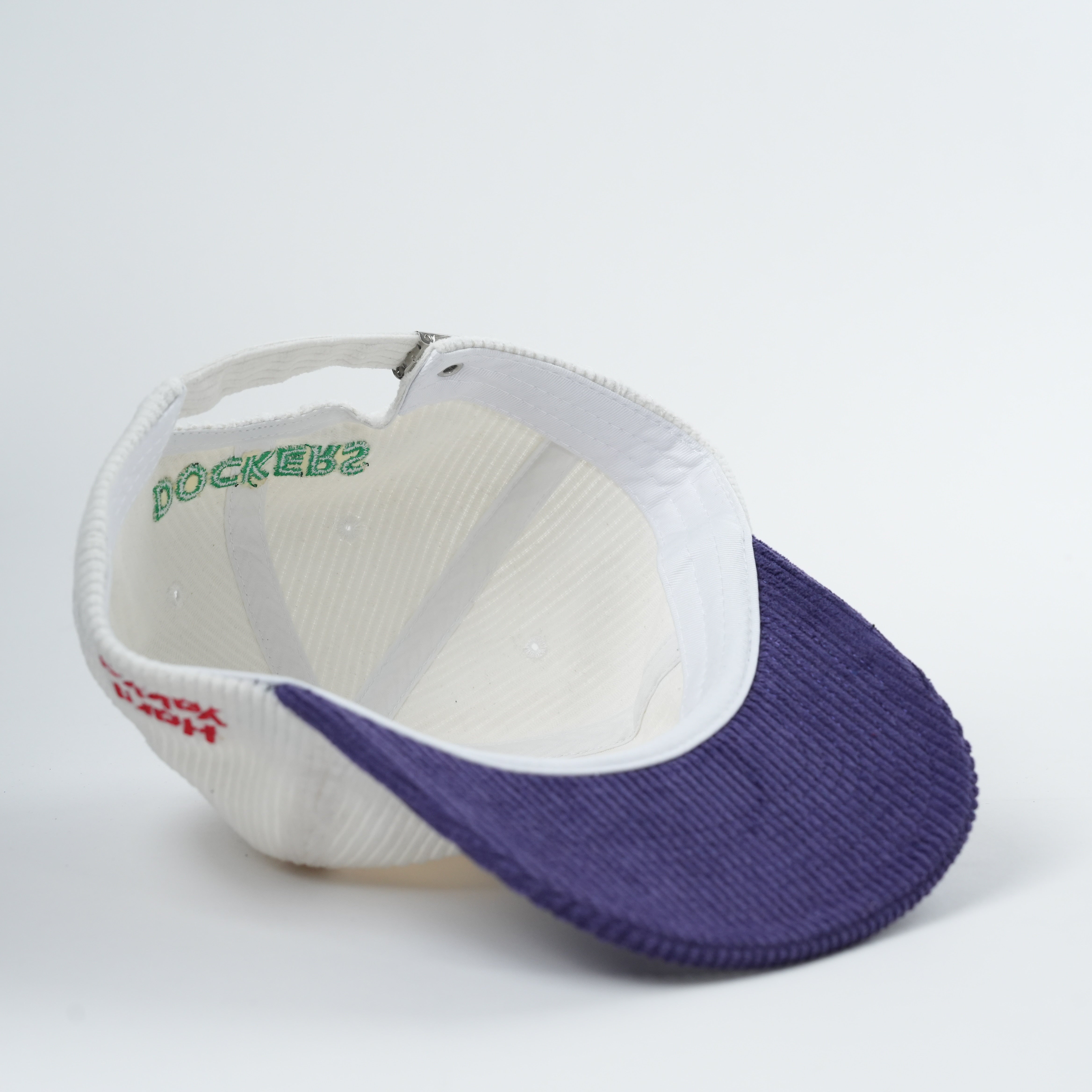 Dockers Retro Lid