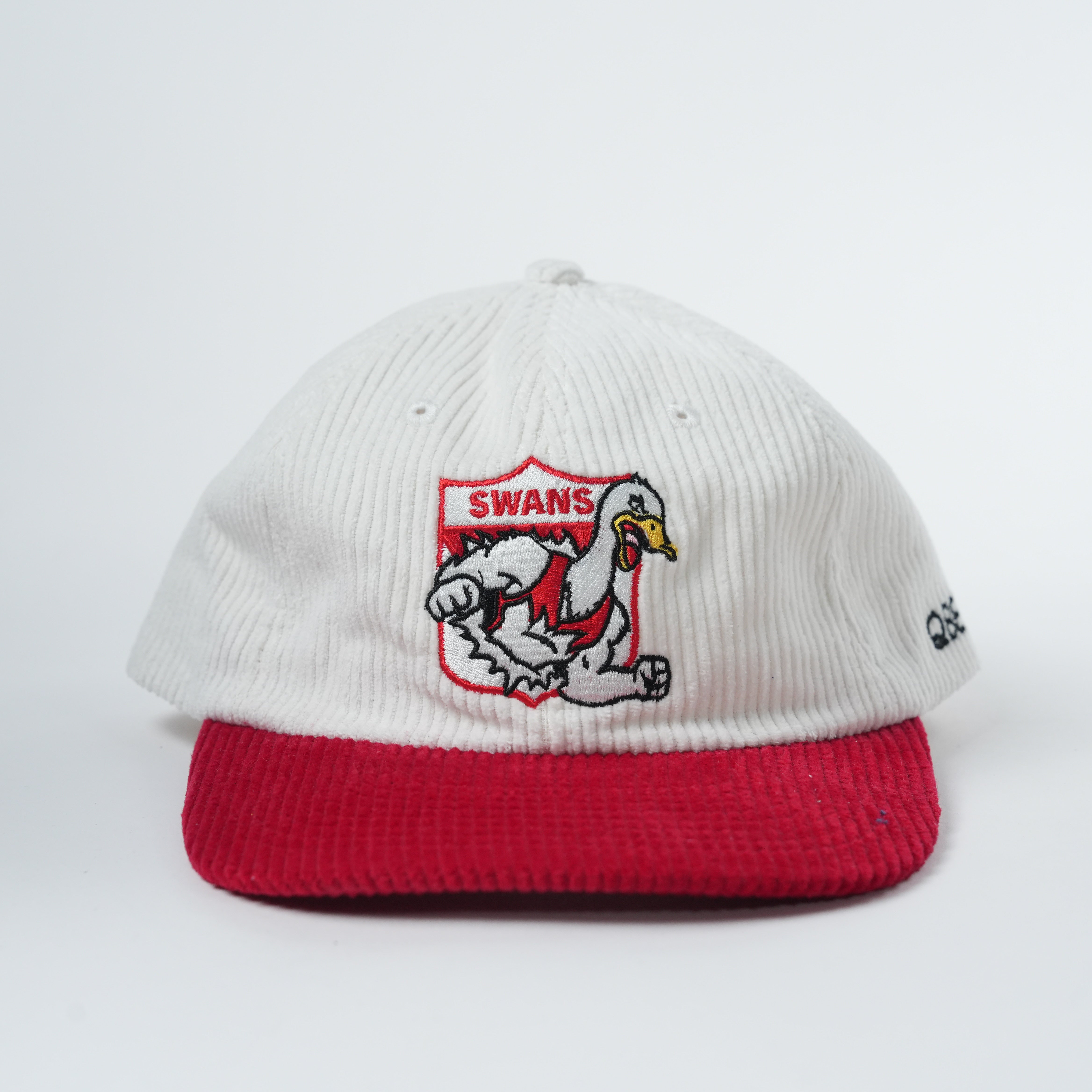 Swans Retro Lid