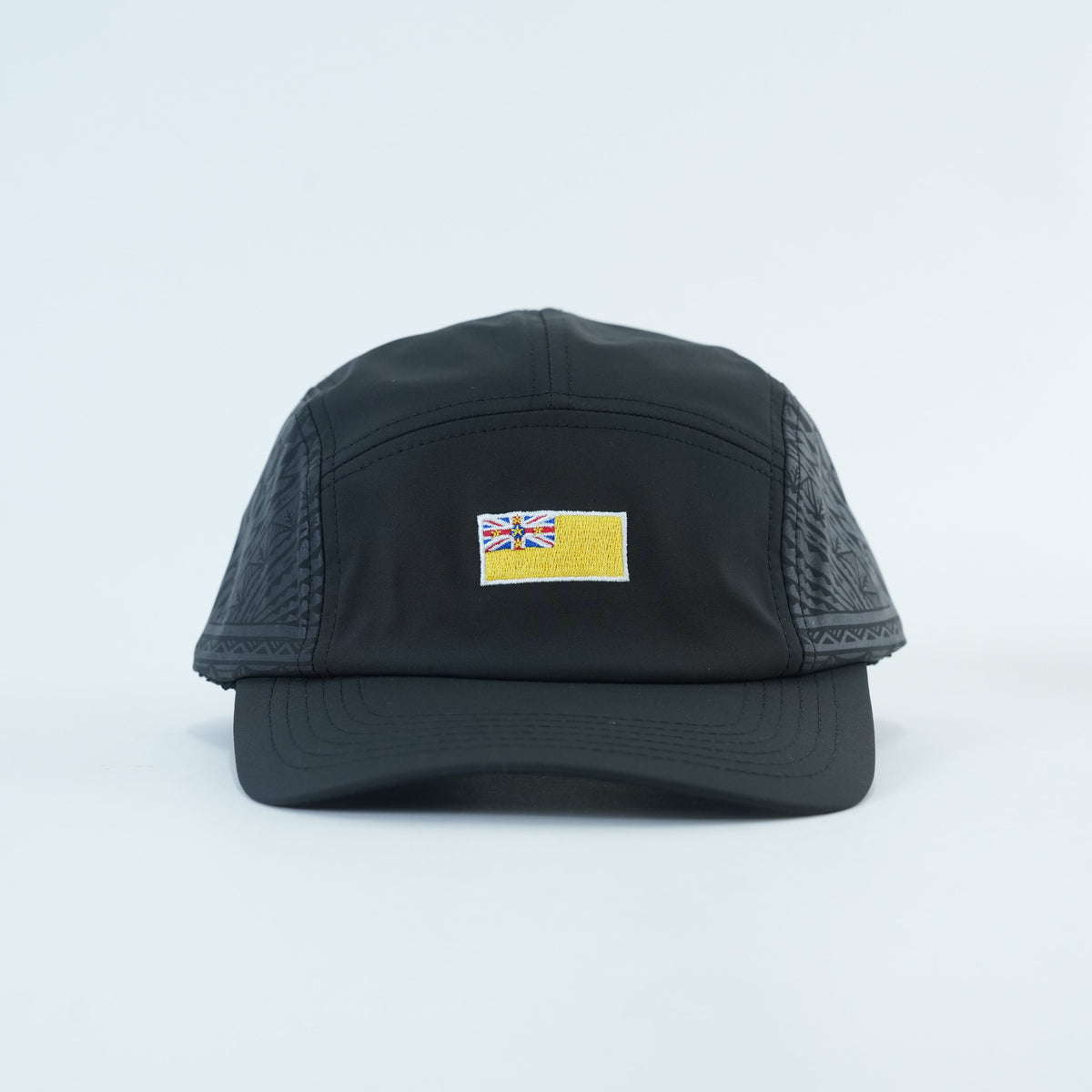 Niue Classic Sports Lid - Black Edition - front view | League Lids